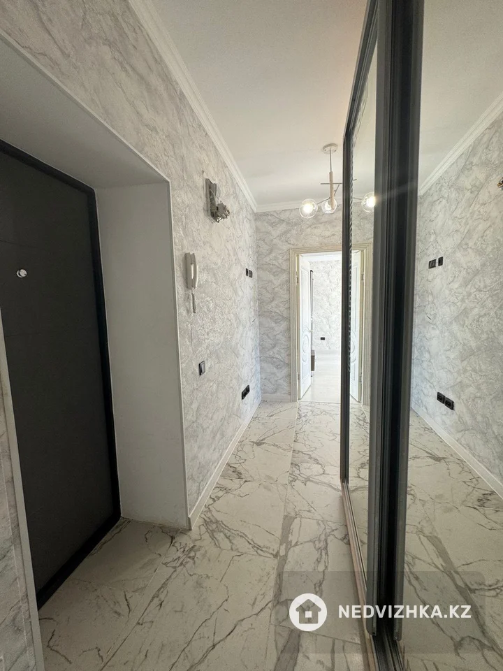 2-комнатная квартира, этаж 5 из 9, 78 м², фотография 2