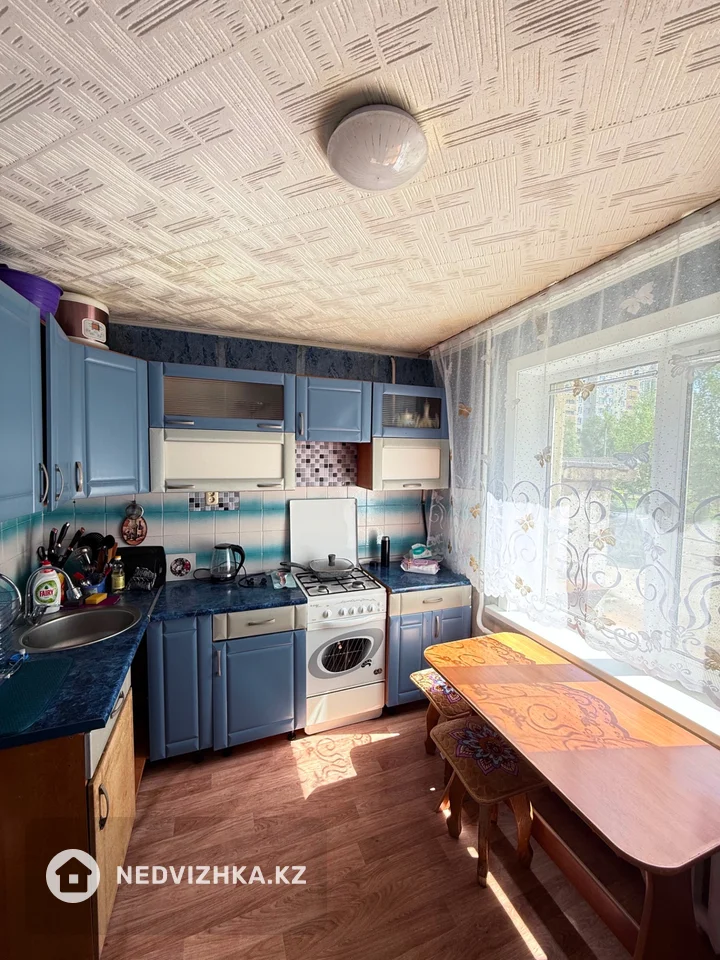 1-комнатная квартира, этаж 1 из 5, 35 м², фотография 2