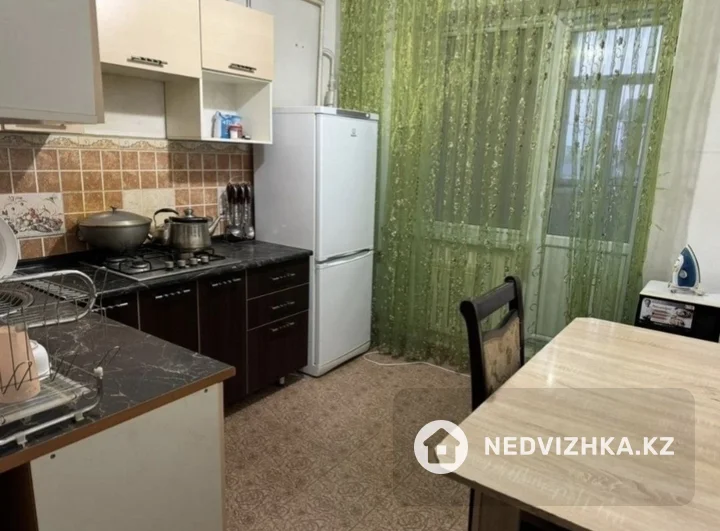 3-комнатная квартира, этаж 2 из 5, 63 м²