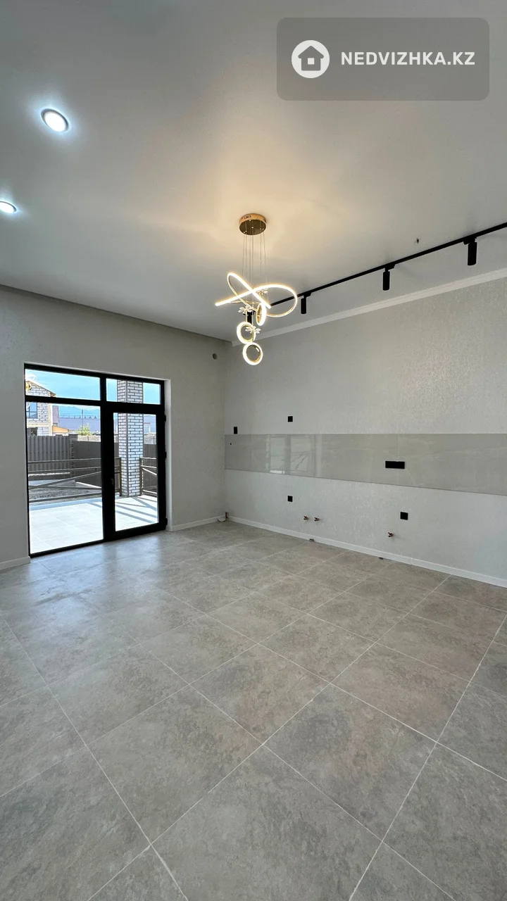 5-комнатный дом, 5 соток, 182 м², фотография 4