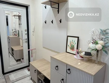 2-комнатная квартира, этаж 4 из 5, 46 м², миниатюра 1