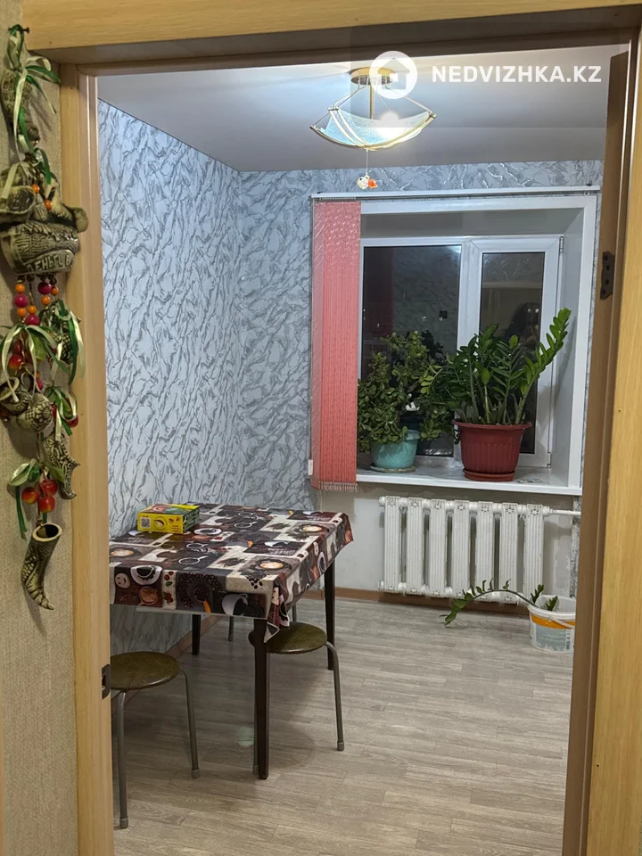 3-комнатная квартира, этаж 6 из 6, 64 м², фотография 3