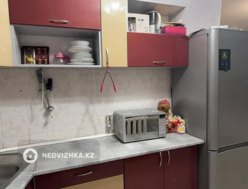 3-бөлмелі пәтер, қабат 6 барлық қабат саны 6, 64 м², 12-нобай
