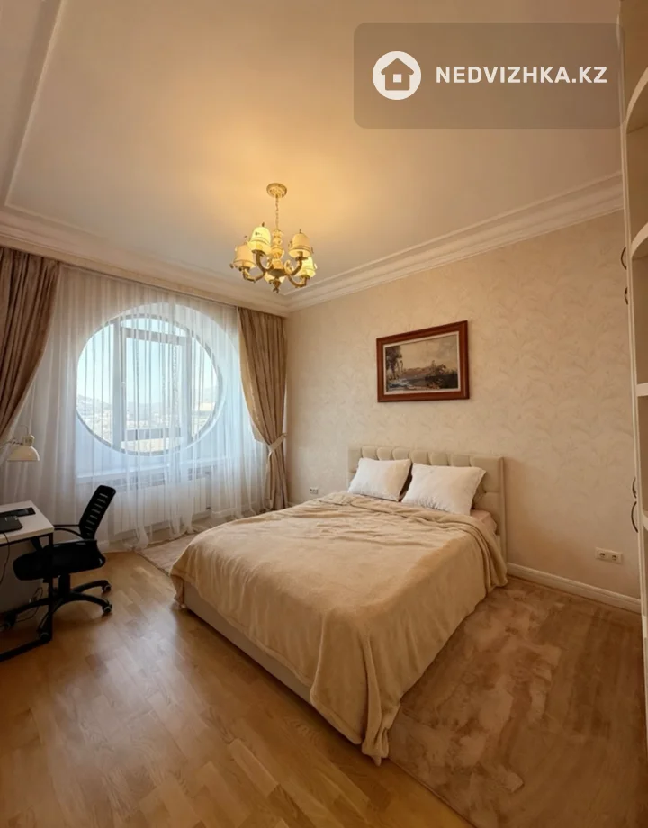 3-комнатная квартира, этаж 5 из 5, 94 м², фотография 3