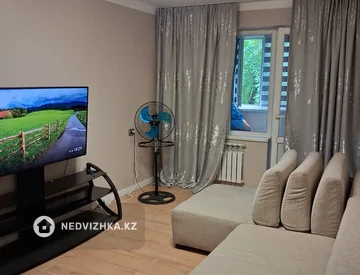 1-комнатная квартира, этаж 2 из 5, 33 м², миниатюра 1