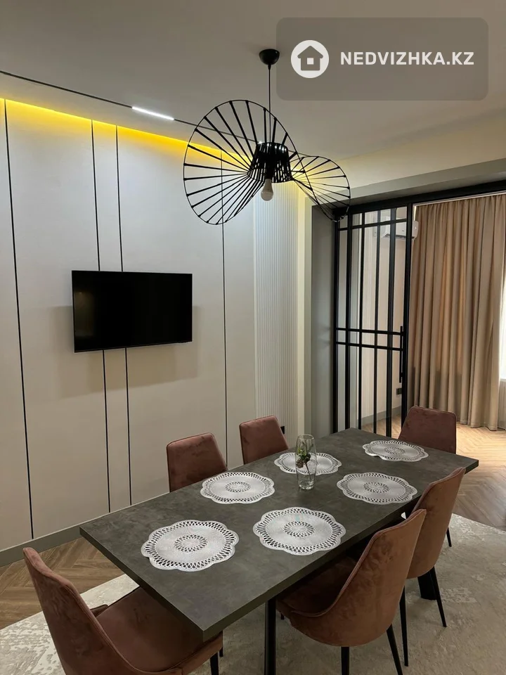 2-комнатная квартира, этаж 6 из 9, 93 м², фотография 3