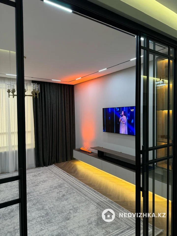 2-комнатная квартира, этаж 6 из 9, 93 м², фотография 4
