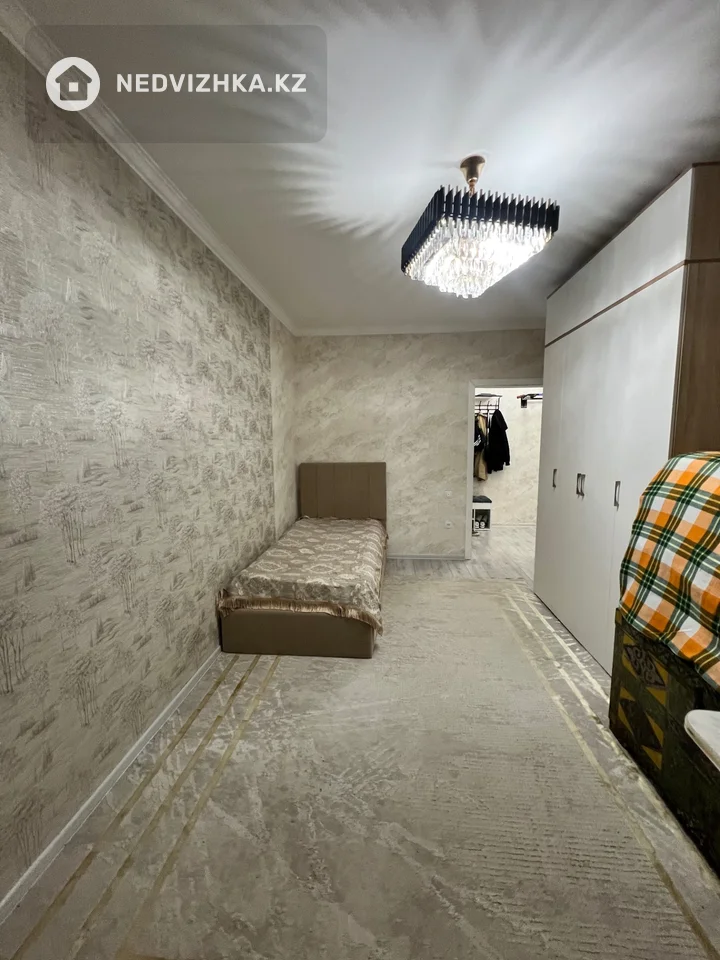 2-комнатная квартира, этаж 2 из 9, 40 м², фотография 3