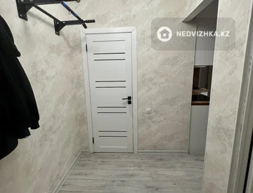 2-комнатная квартира, этаж 2 из 9, 40 м², миниатюра 5