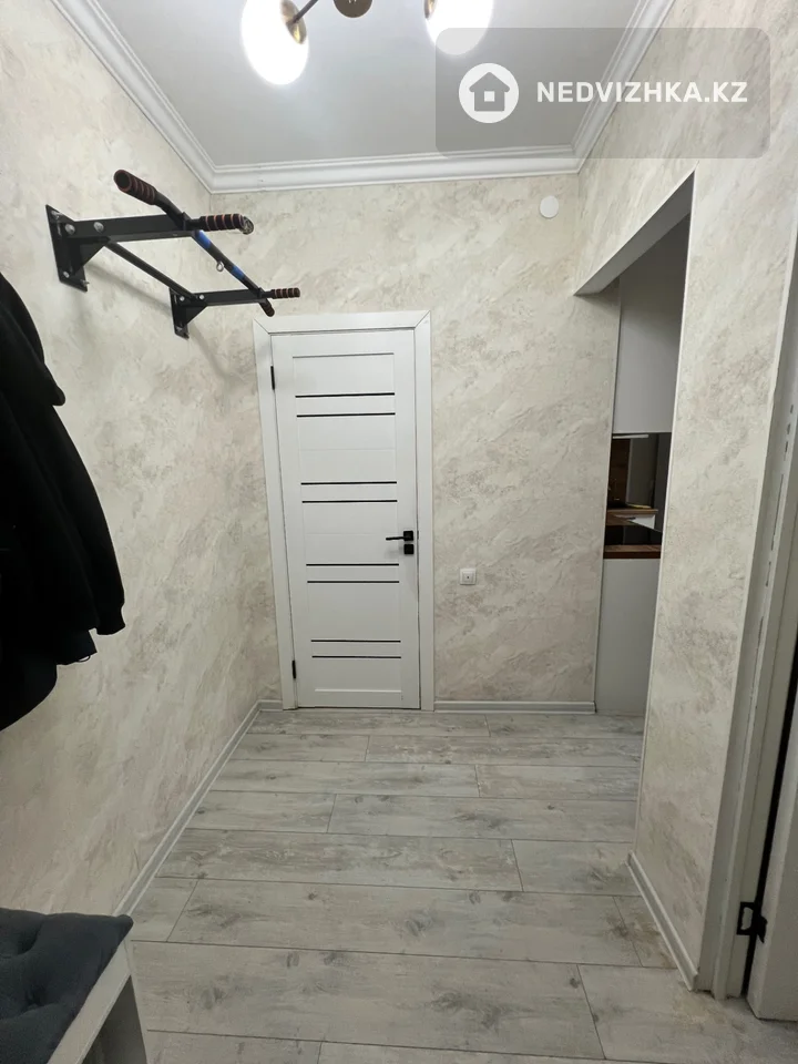 2-комнатная квартира, этаж 2 из 9, 40 м², фотография 5