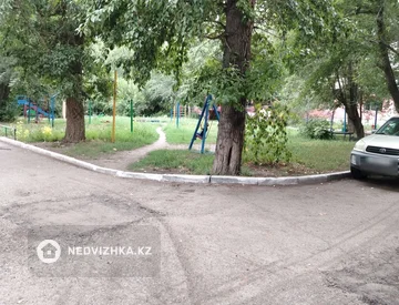 1-комнатная квартира, этаж 2 из 5, 30 м², миниатюра 5