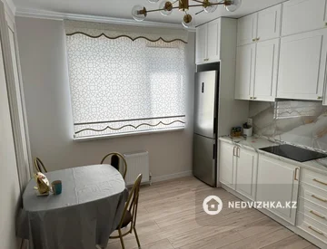 1-комнатная квартира, этаж 14 из 16, 38 м², миниатюра 11