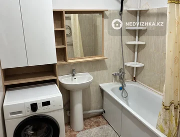 2-комнатная квартира, этаж 6 из 13, 47 м², миниатюра 5
