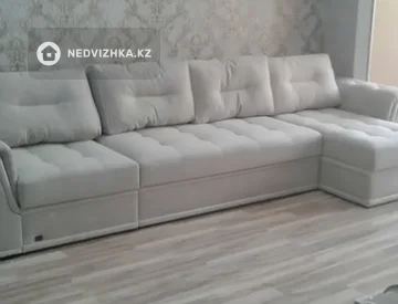 2-комнатная квартира, этаж 2 из 5, 62 м², миниатюра 1