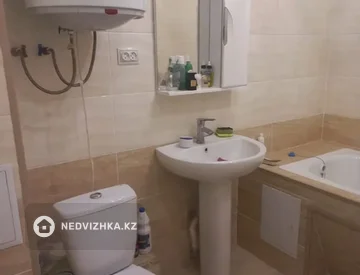 2-комнатная квартира, этаж 2 из 5, 62 м², миниатюра 8