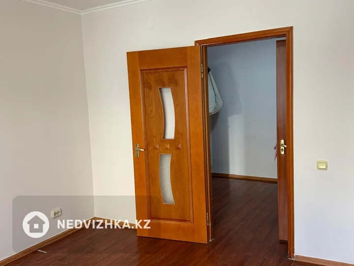 3-бөлмелі пәтер, қабат 2 барлық қабат саны 5, 113 м²