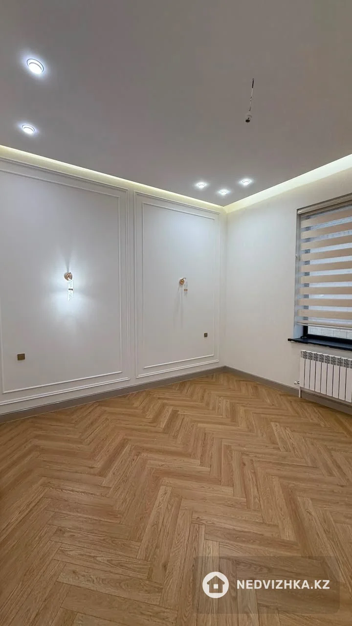 7-комнатная часть дома, 8 соток, 350 м², фотография 5
