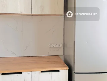2-комнатная квартира, этаж 5 из 6, 57 м², миниатюра 3