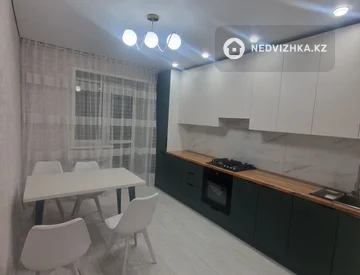 1-комнатная квартира, этаж 4 из 9, 43 м², На длительный срок, миниатюра 2