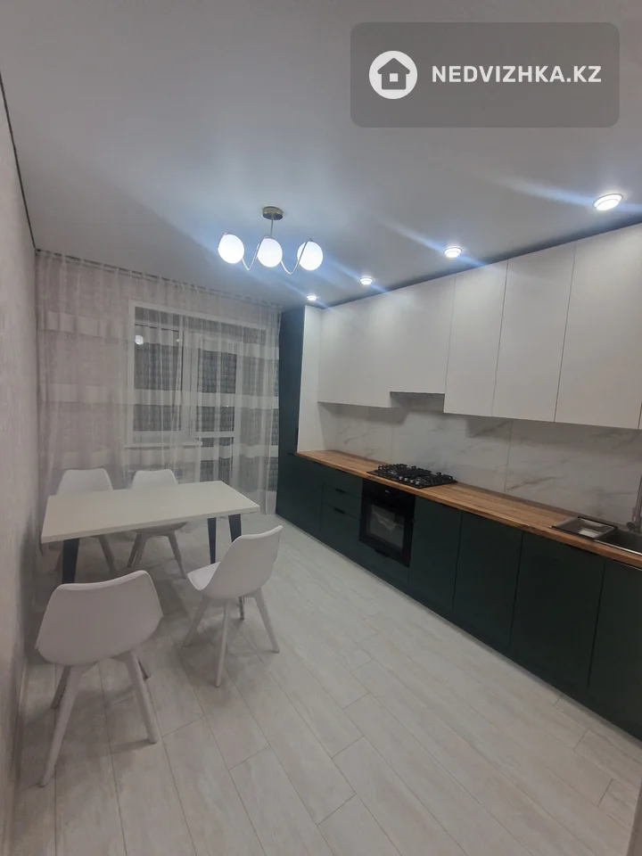1-комнатная квартира, этаж 4 из 9, 43 м², На длительный срок, фотография 2