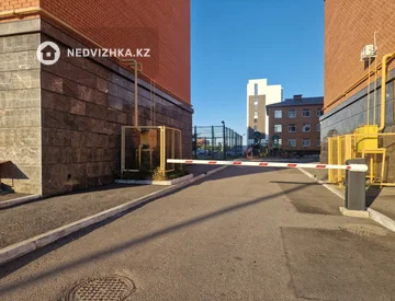 1-комнатная квартира, этаж 4 из 9, 43 м², На длительный срок, миниатюра 12