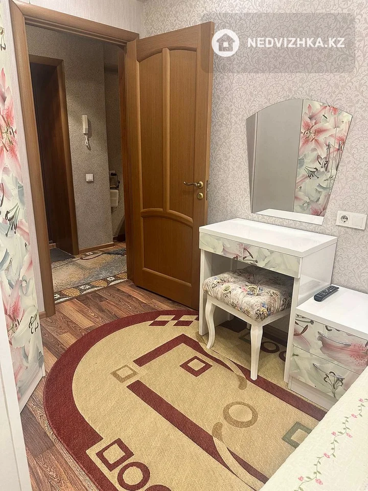 3-бөлмелі пәтер, қабат 4 барлық қабат саны 5, 65 м², На длительный срок, 2-фотосурет