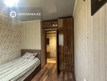3-комнатная квартира, этаж 4 из 5, 65 м², На длительный срок, миниатюра 6