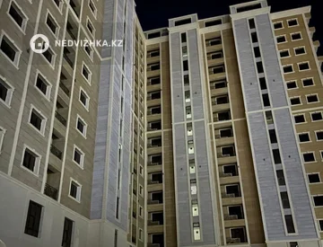 2-комнатная квартира, этаж 6 из 12, 58 м², миниатюра 1
