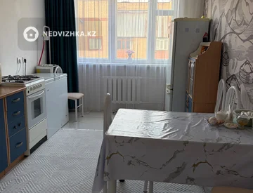 2-комнатная квартира, этаж 5 из 5, 99 м², миниатюра 1