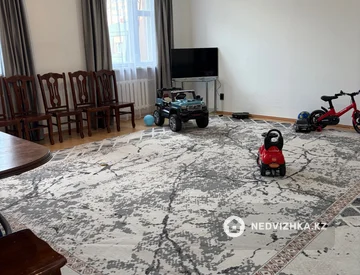 2-комнатная квартира, этаж 5 из 5, 99 м², миниатюра 2