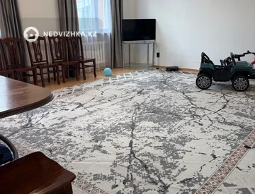 2-комнатная квартира, этаж 5 из 5, 99 м², миниатюра 3