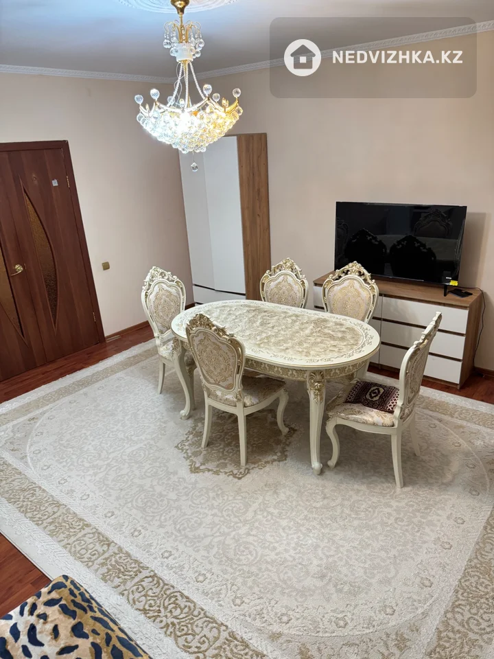 2-комнатная квартира, этаж 7 из 14, 68 м², На длительный срок, фотография 5