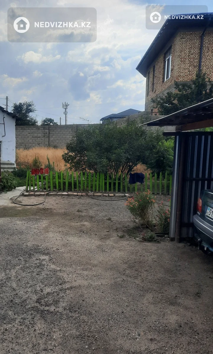 4-комнатный дом, 7 соток, 50 м²