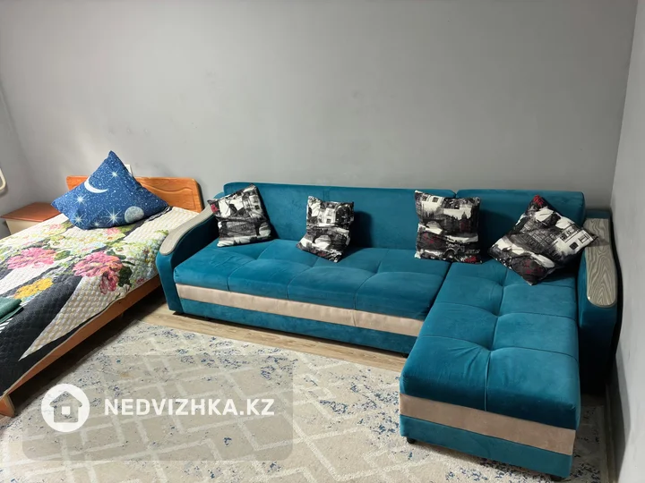 1-комнатная квартира, этаж 2 из 8, 42 м², Посуточно