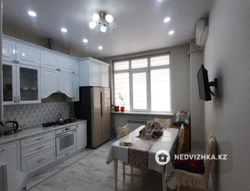 4-комнатная квартира, этаж 1 из 10, 131 м², миниатюра 8