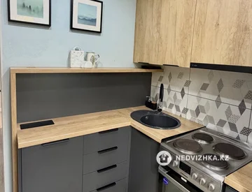 2-комнатная квартира, этаж 2 из 5, 44 м², миниатюра 2