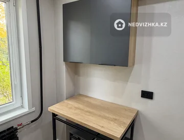 2-комнатная квартира, этаж 2 из 5, 44 м², миниатюра 4