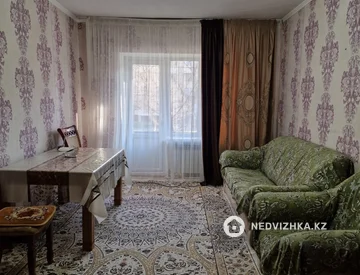 4-комнатная квартира, этаж 2 из 2, 100 м², На длительный срок, миниатюра 2