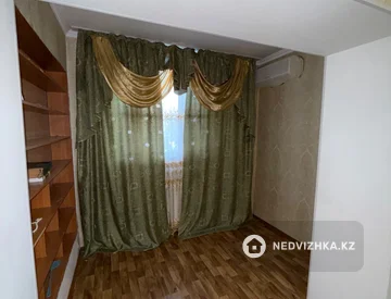3-комнатная квартира, этаж 1 из 5, 64 м², миниатюра 3