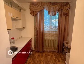 3-комнатная квартира, этаж 1 из 5, 64 м², миниатюра 10