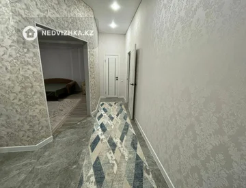 2-комнатная квартира, этаж 2 из 5, 80 м², Посуточно, миниатюра 9
