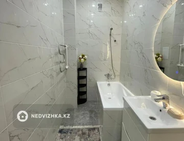 2-комнатная квартира, этаж 2 из 5, 80 м², Посуточно, миниатюра 12