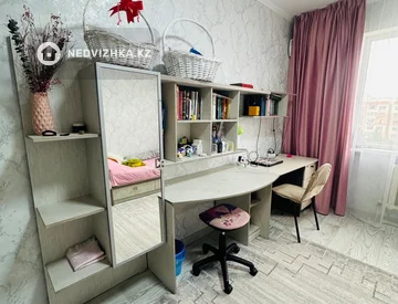 3-комнатная квартира, этаж 9 из 9, 90 м², миниатюра 10