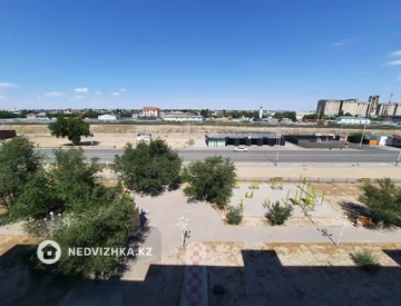 5-комнатная квартира, этаж 5 из 5, 96 м², миниатюра 2