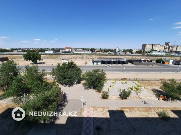 5-комнатная квартира, этаж 5 из 5, 96 м², фотография 2