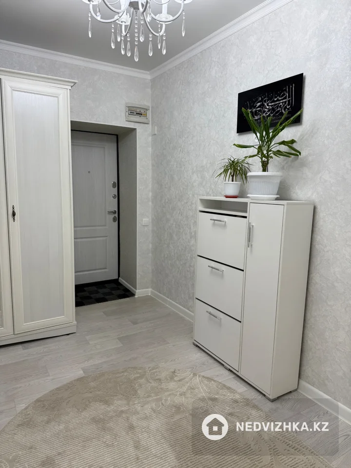 3-комнатная квартира, этаж 3 из 4, 68 м², фотография 3