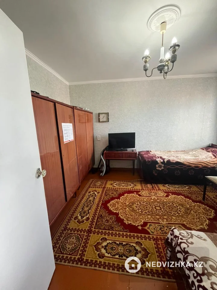 2-комнатная квартира, этаж 6 из 10, 52 м², фотография 3