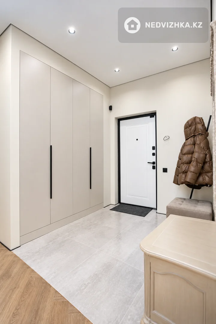 4-комнатный таунхаус, 1 соток, 230 м², фотография 4