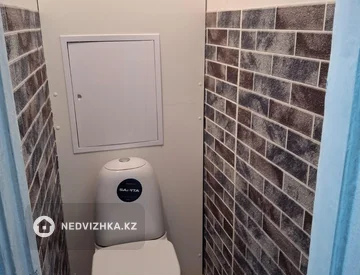 3-комнатная квартира, этаж 3 из 5, 48 м², На длительный срок, миниатюра 3