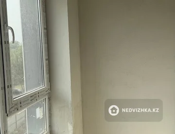 2-комнатная квартира, этаж 4 из 7, 62 м², миниатюра 6